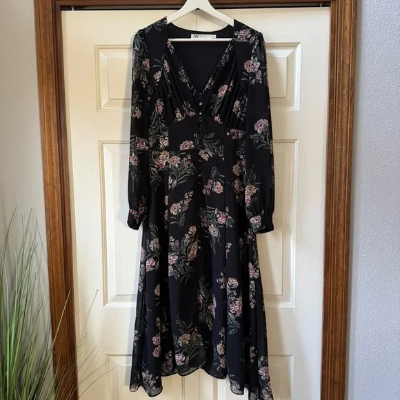 ASTR the label sheer floral v-neck button front long sleeve midi dress size M - Picture 3 of 15